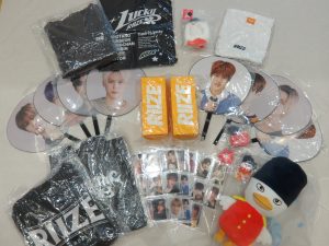 状態の良いペンライトやぬいぐるみなどRIIZEグッズを多数買取