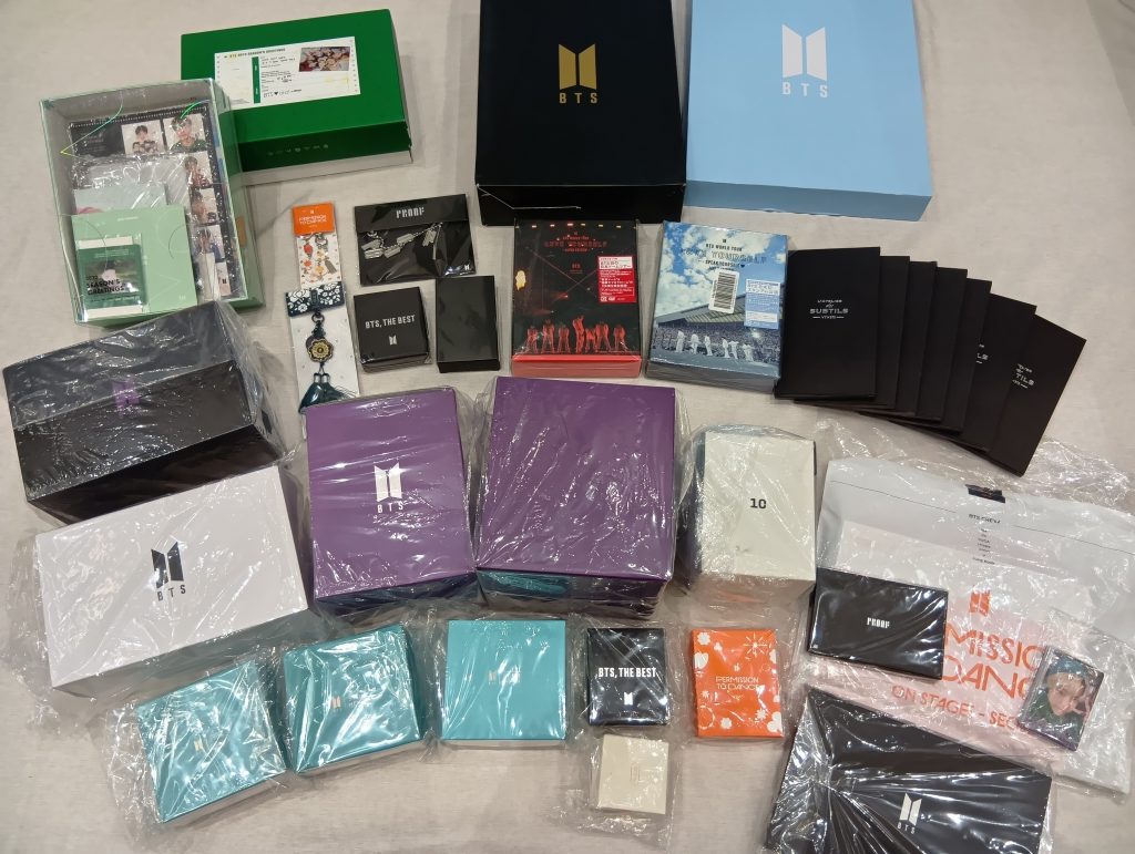 ジミンのコラボアクセサリーなど貴重なグッズを買取 │ アイドルグッズ