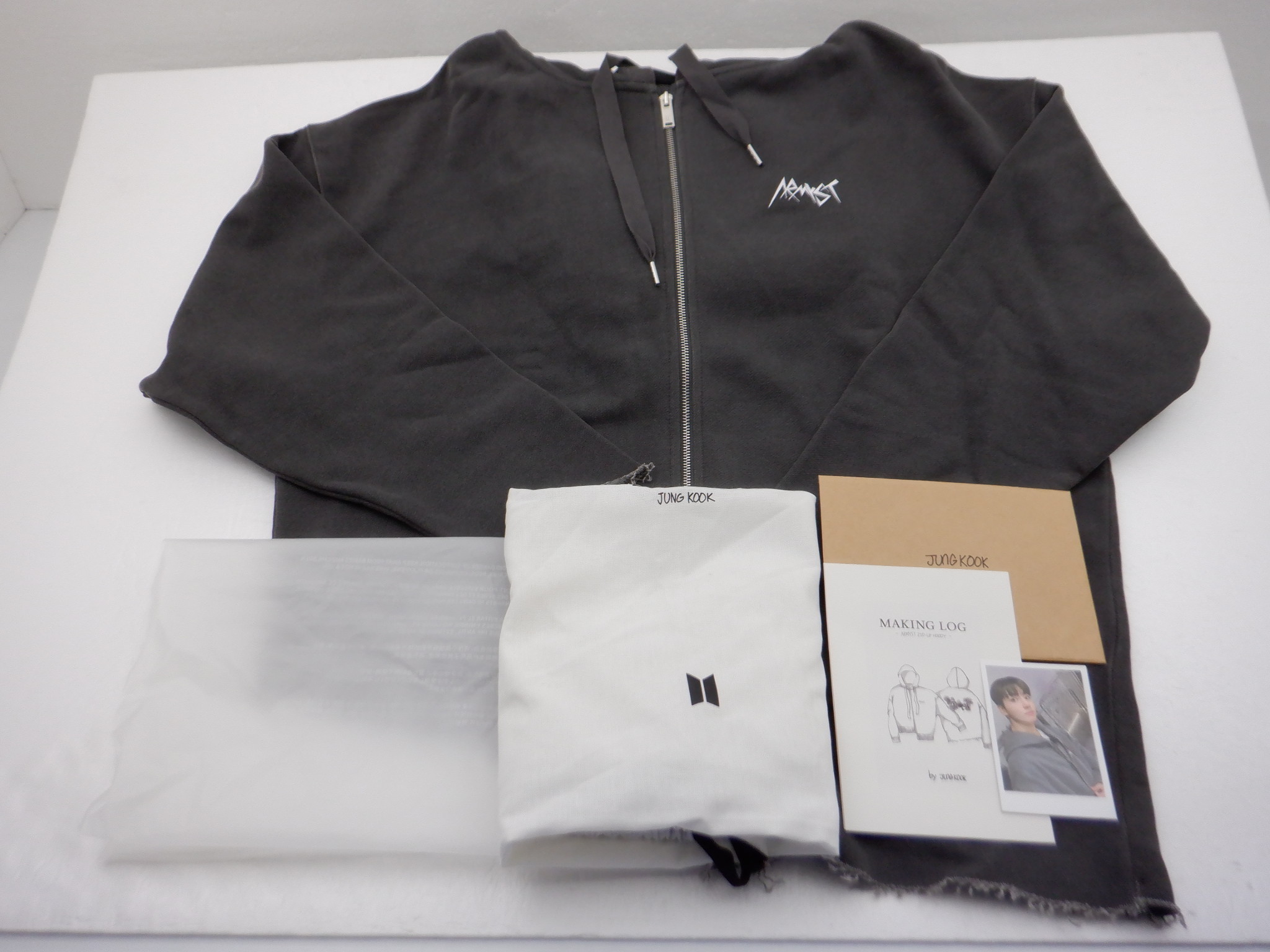 BTS JUNGKOOK パーカー ARTIST-MADE COLLECTION ARMYST ZIP-UP HOODIE ブラック XLサイズ フーディー ジョングク