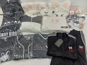 Stray Kidsツアー記念アパレルなど20,988円で買取